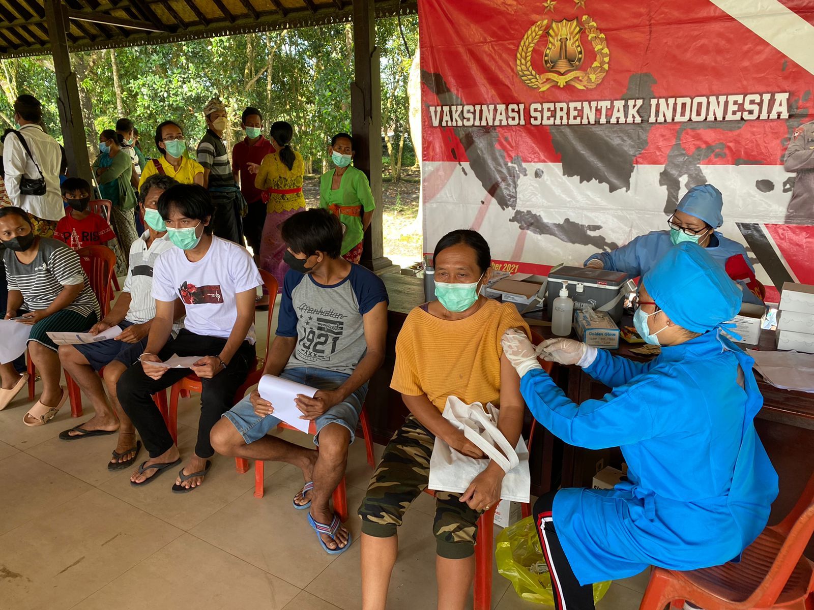 podiumnews.com-Gerai Vaksin Serentak Polres Tabanan Vaksinasi 1,3 Ribu Orang 